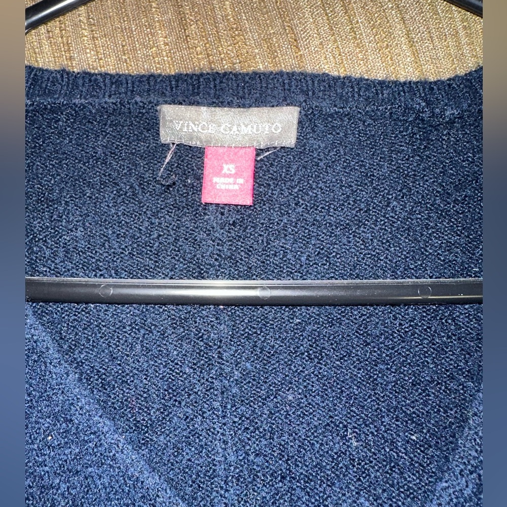 Vince Camuto long sleeve blue sweater size medium